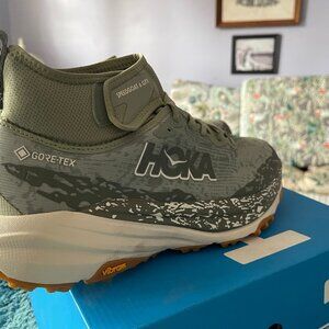 Hoka Speedgoat 6 MID GTX Men's Sneakers Size 11 NIB (RARE)